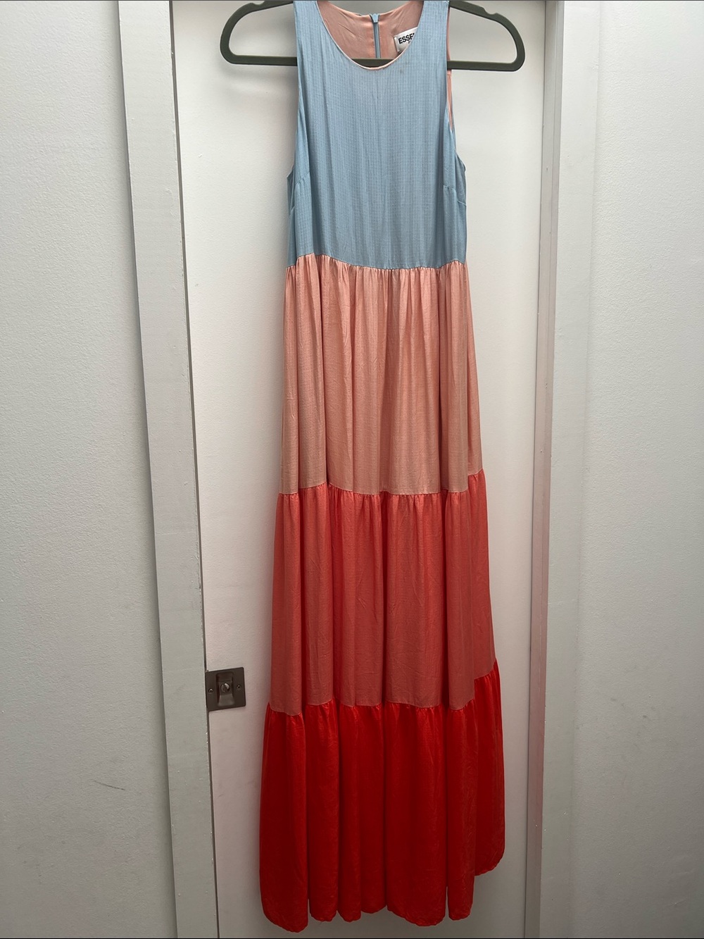 Essential Antwerp | Tiered Colorblock Maxi Dress
